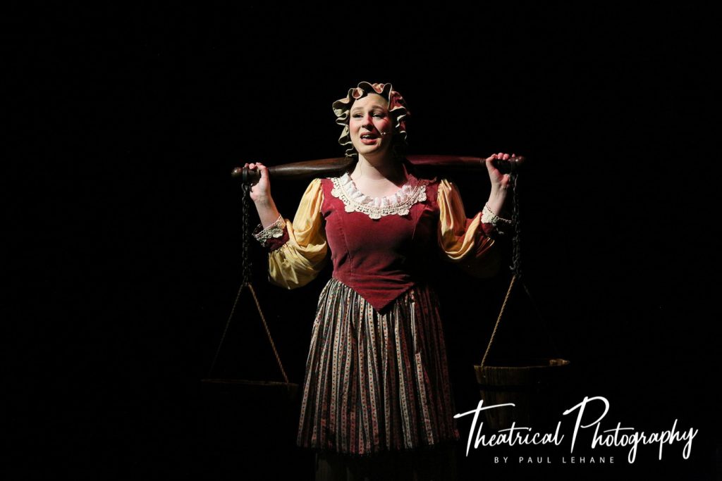 Oliver 209 Oliver 184 3V5A5990